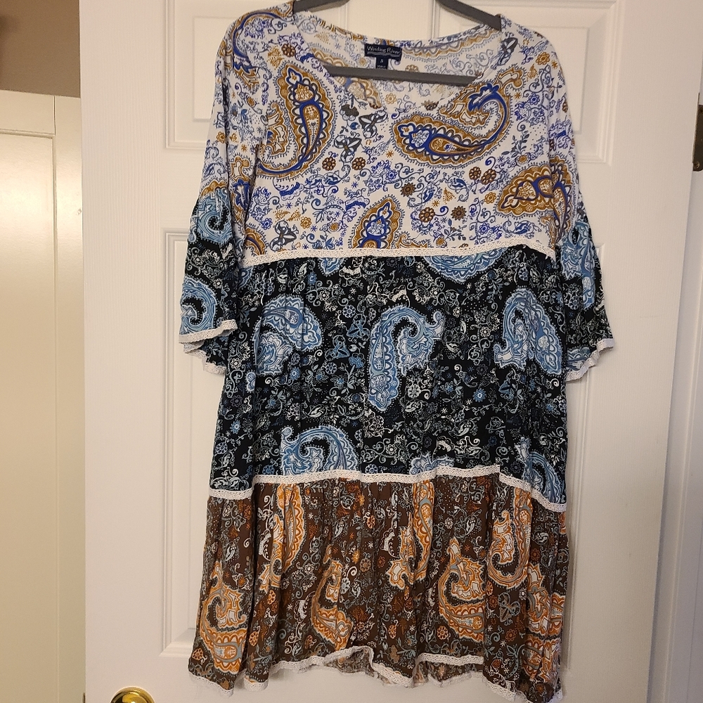 3 / $75 - Paisley Dress - Wind River - Size sm